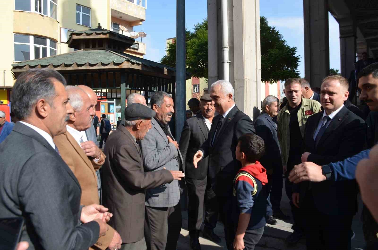 MUŞ VALİSİ AVNİ ÇAKIR, BULANIK'IN SOSYAL YAŞAMINI GÜÇLENDİRECEK, ÖĞRETMENLERE NEFES OLACAK ÖNEMLİ...