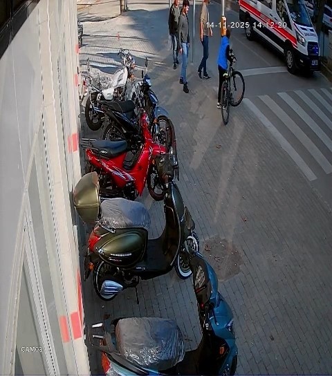 MUSTAFAKEMALPAŞA’DA GEÇTİĞİMİZ CUMARTESİ GÜNÜ POLİS OTOSUNUN ÇARPTIĞI 10 YAŞINDAKİ ÖMER UÇAR’IN...