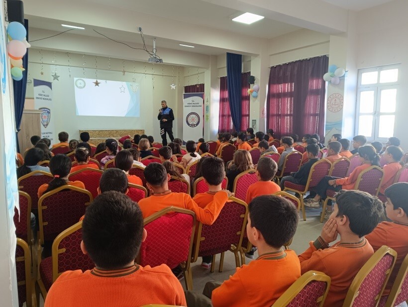 NİĞDE İL EMNİYET MÜDÜRLÜĞÜ TOPLUM DESTEKLİ POLİSLİK ŞUBE MÜDÜRLÜĞÜ TARAFINDAN YÜRÜTÜLEN ÇALIŞMALAR...