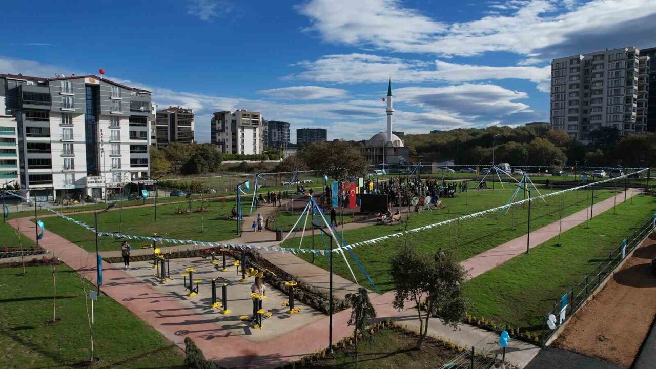 NİLÜFER BELEDİYESİ, KENTE DEĞER KATAN YEŞİL ALAN PROJELERİNE BİR YENİSİNİ DAHA EKLEDİ. KIZILCIKLI...