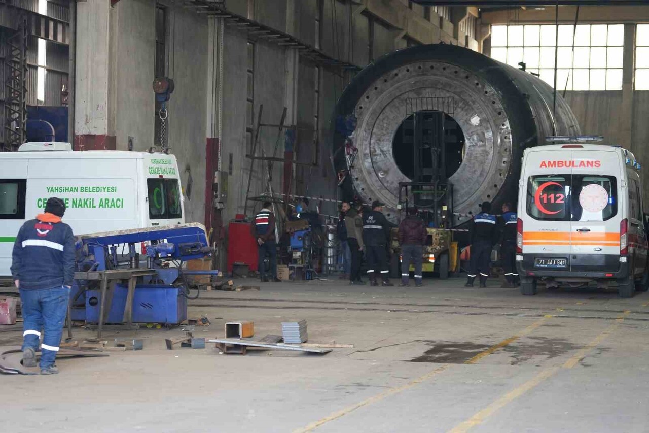 OLAY, DÜN ÖĞLE SAATLERİNDE KIRIKKALE'NİN YAHŞİHAN İLÇESİNDEKİ ORGANİZE SANAYİ BÖLGESİ'NDE FAALİYET...