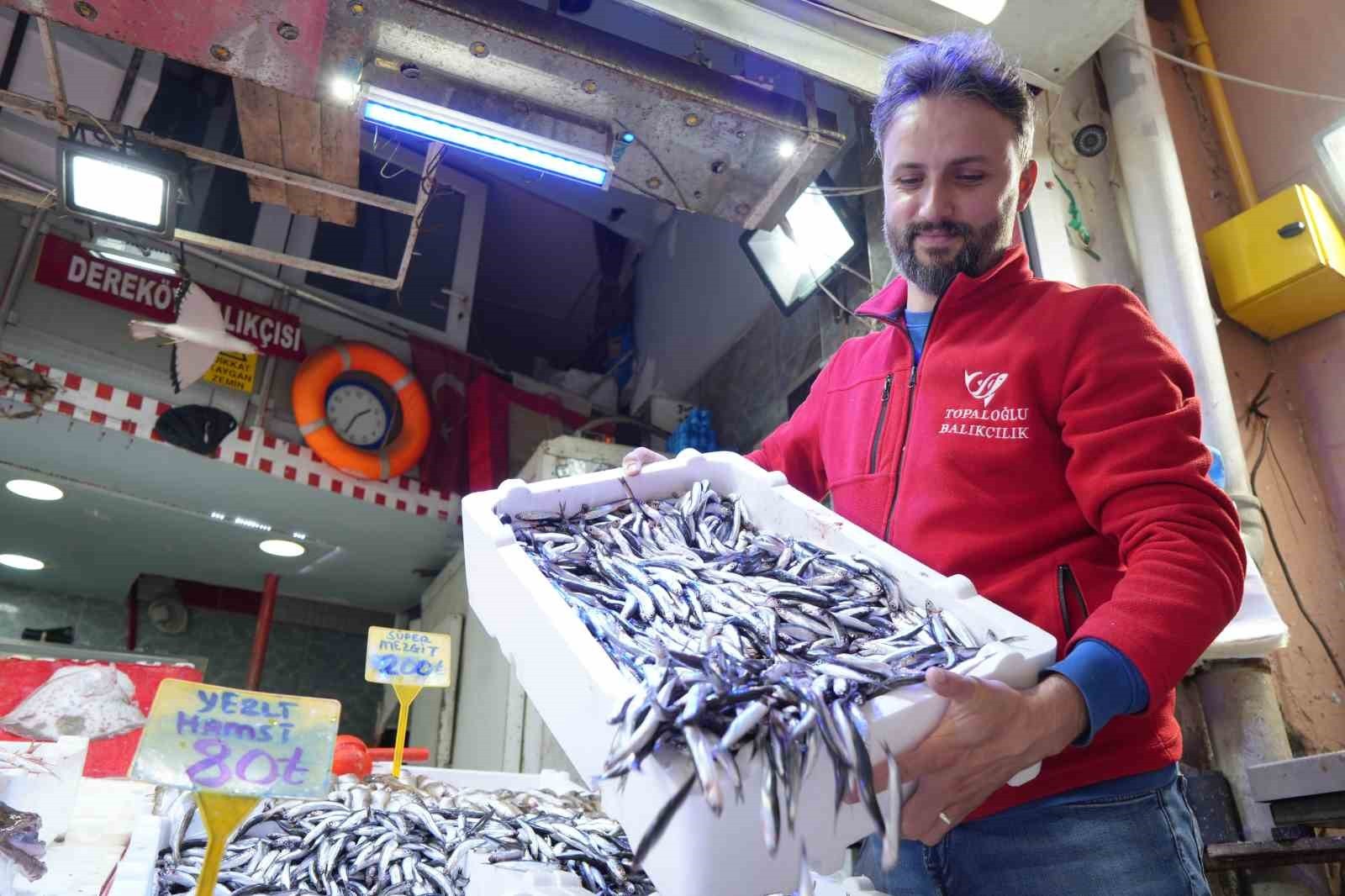 ONURCAN KÖSE, VATANDAŞLARIN UCUZ BALIĞA MESAFELİ DAVRANDIĞINI İFADE ETTİ