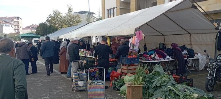 OSMANELİ'NDEN FİLİSTİN'E YARDIM ELİ