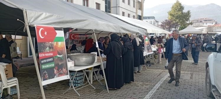 OSMANELİ'NDEN FİLİSTİN'E YARDIM ELİ