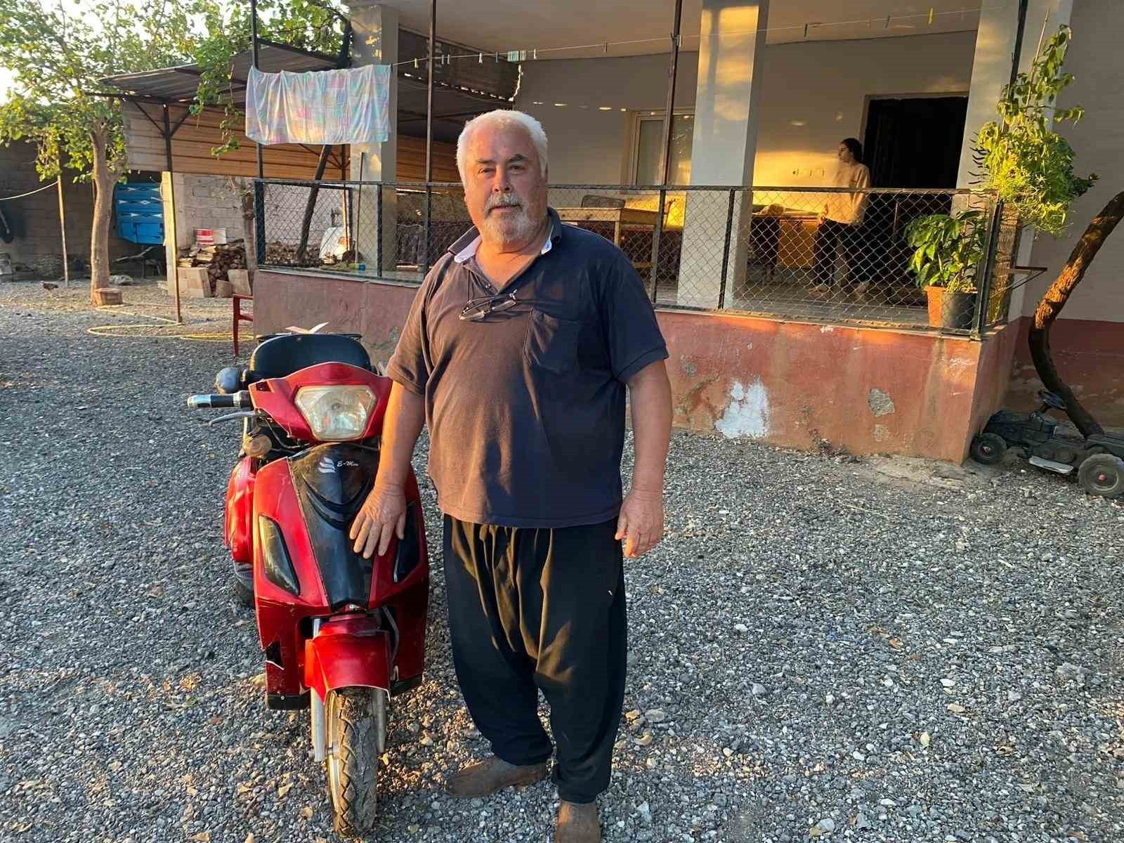 OSMANİYE'NİN DÜZİÇİ İLÇESİNDE YAŞAYAN ÇİFTÇİ YAŞAR ÇÖMEZ, ŞARJLI ÜÇ TEKERLEKLİ MOTOSİKLETİNE...