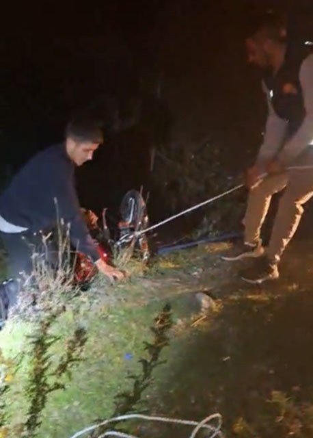 OSMANİYE’DE KONTROLÜ KAYBEDEN MOTOSİKLET SÜRÜCÜSÜ UÇURUMA YUVARLANDI