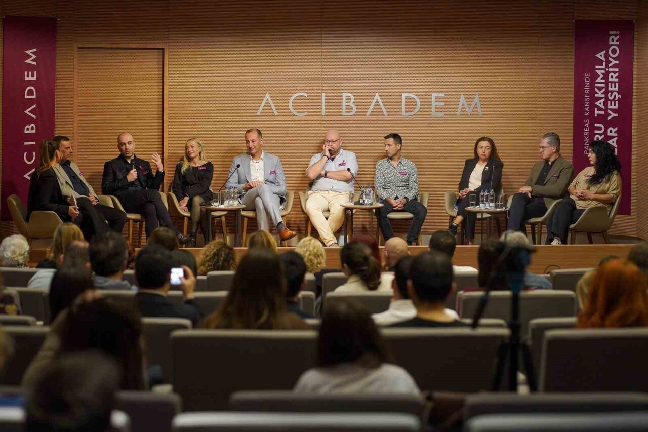 PANKREAS KANSERİ FARKINDALIK AYI KAPSAMINDA HASTALARLA UZMANLARIN KATILDIĞI "BU ÖYKÜLERDE BİLİM...