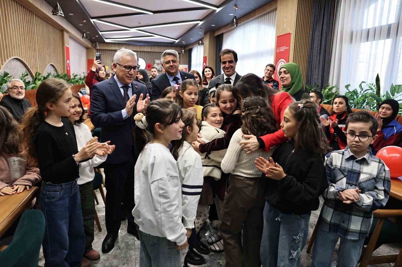 PENÇE-KİLİT HAREKAT BÖLGESİNDEKİ BİR MAĞARADA METAN GAZINDAN ETKİLENEREK ŞEHİT OLAN UZMAN ÇAVUŞ...