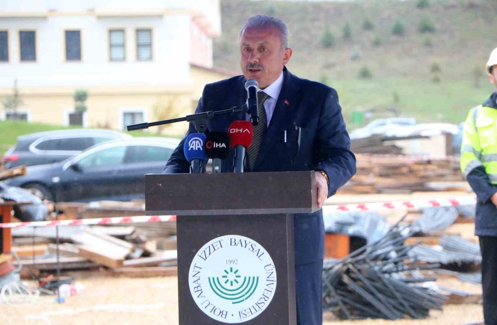 PROF. DR. MUSTAFA ŞENTOP, İLAHİYAT FAKÜLTESİ’NİN YENİ EK HİZMET BİNASININ TEMEL ATMA TÖRENİNDE...