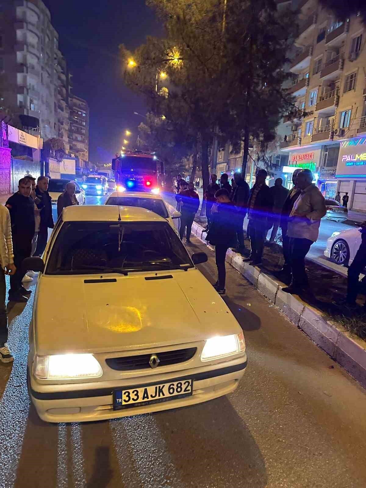 ŞAHKULUBEY MAHALLESİ MARDİN CADDESİ’NDE 01 ATH 604 PLAKALI OTOMOBİL İLE 33 AJK 682 PLAKALI...