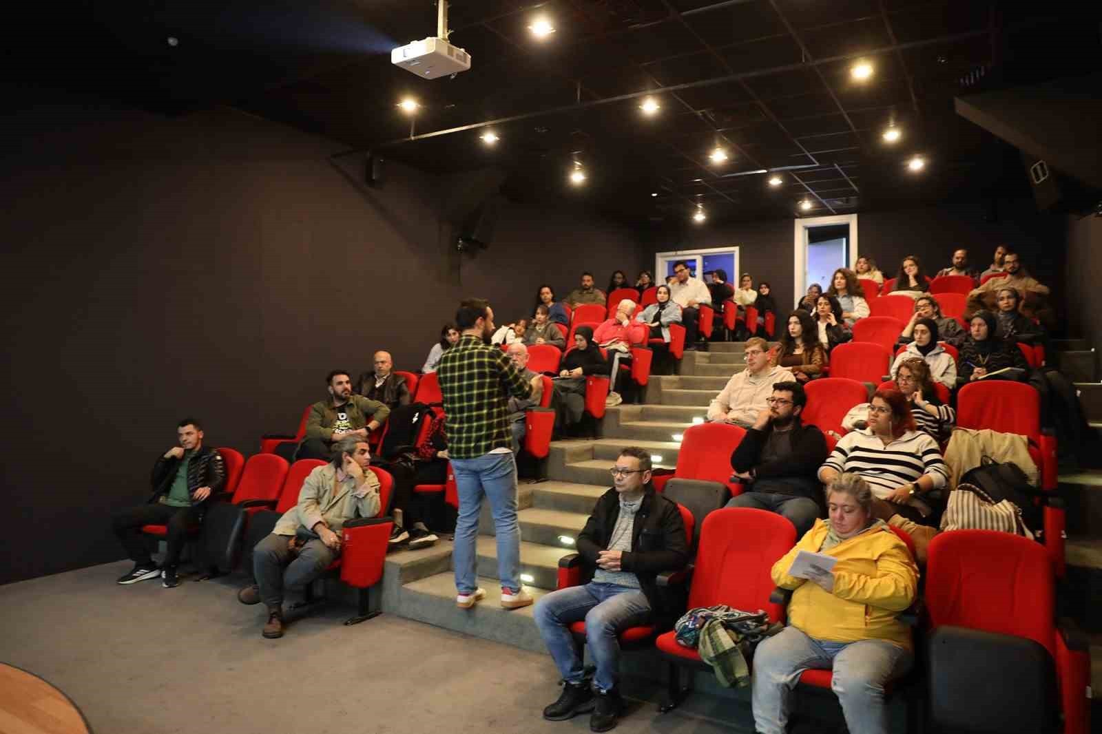 SAKARYA BÜYÜKŞEHİR BELEDİYESİ, BÜYÜKŞEHİR AKADEMİ GÜZ DÖNEMİ ÇERÇEVESİNDE DÜZENLENEN SİNEMA...