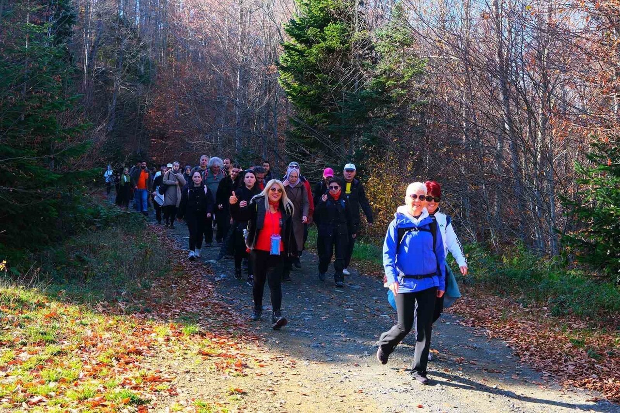 SAKARYA BÜYÜKŞEHİR BELEDİYESİ TARAFINDAN DÜZENLENEN SONBAHAR DOĞA YÜRÜYÜŞLERİ, PAMUKOVA’DA YER...