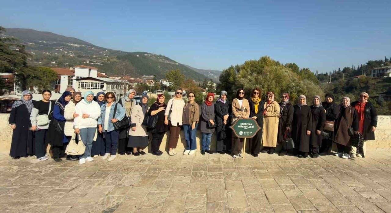 SAKARYA BÜYÜKŞEHİR BELEDİYESİ TARAFINDAN TOPLUMUN HER KESİMİNE YÖNELİK DÜZENLENEN TANITIM GEZİLERİ...