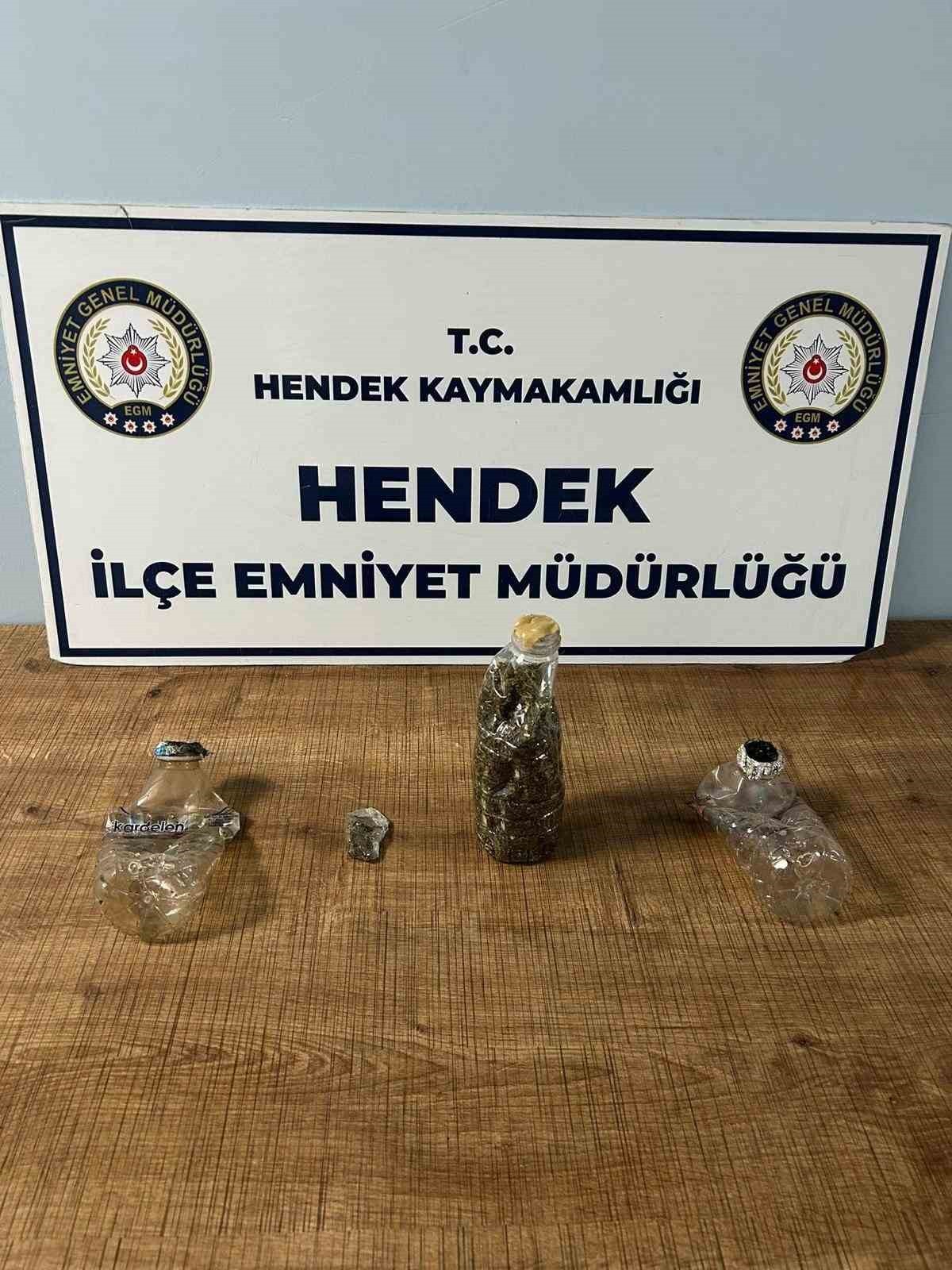 SAKARYA’NIN HENDEK İLÇESİNDE JANDARMA EKİPLERİNCE GERÇEKLEŞTİRİLEN OPERASYONLARDA, HAKLARINDA...