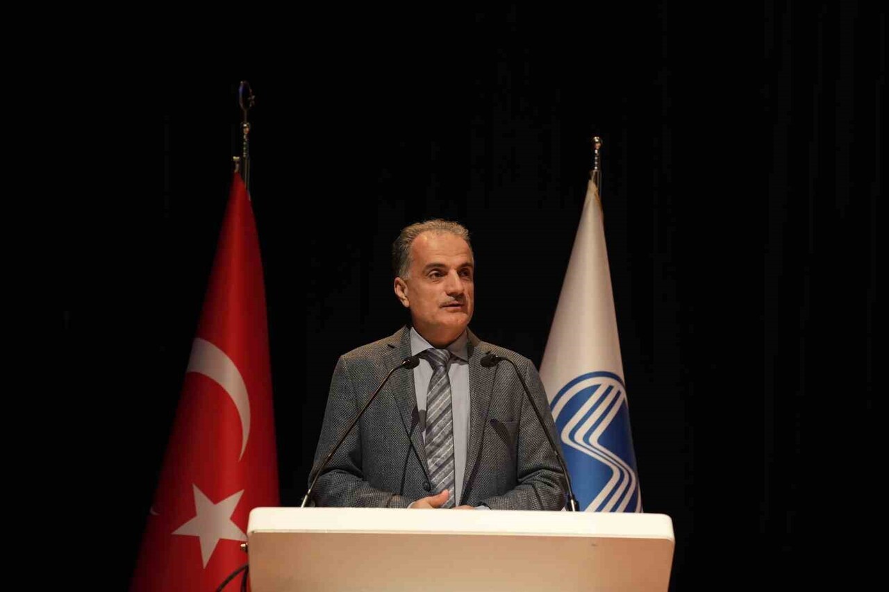 SAKARYA ÜNİVERSİTESİNDE (SAÜ) 2024 YILI BOYUNCA YÜRÜTTÜKLERİ AKADEMİK ÇALIŞMALARLA ÖNE ÇIKAN...