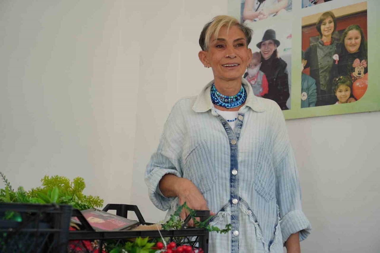 SAMSUN'DA 6 KEZ KANSERİ YENEREK HAYATA TUTUNAN SEMA DANIŞMAZ(60) ŞİMDİ DE 3. EVRE SARKOMLA...