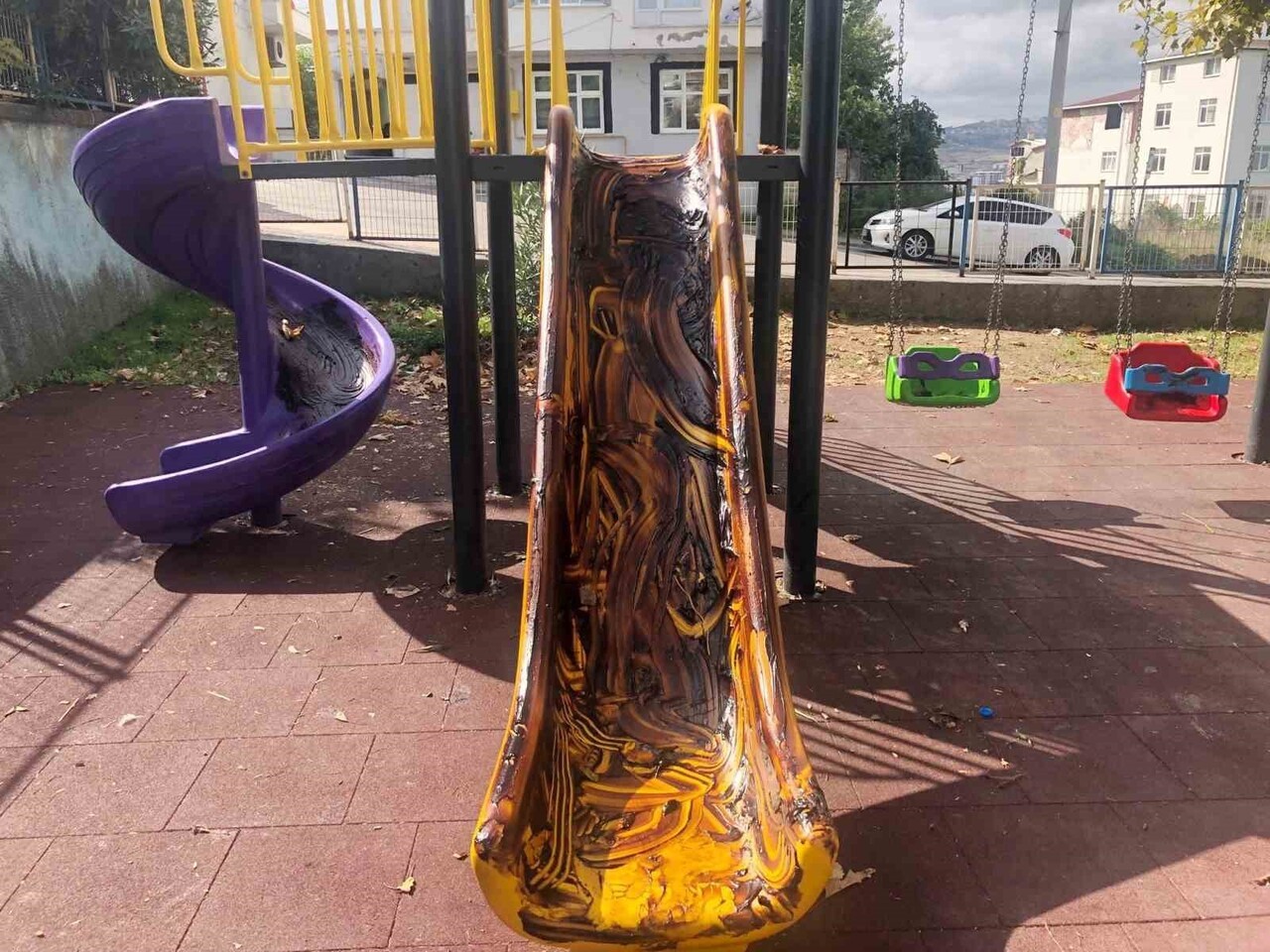 SAMSUN'UN CANİK İLÇESİNDE BULUNAN PARKLARA CİDDİ ZARARLAR VERİLDİ. CANİK BELEDİYESİ, PARKLARIN VE...