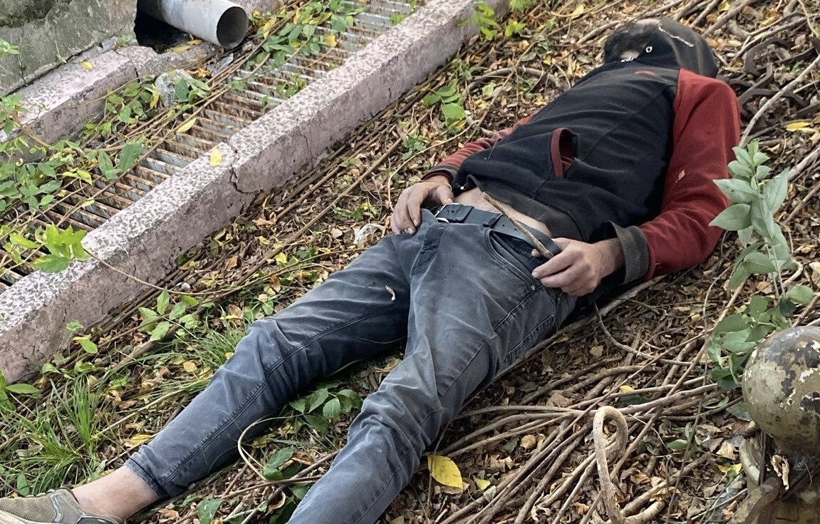 SAMSUN’DA KERİM ALTUN, HASTANE BAHÇESİNDE BAYGIN HALDE BULUNDU.