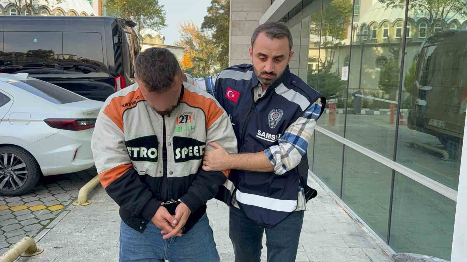 SAMSUN’DA NARKOTİK POLİSİ TARAFINDAN UYUŞTURUCU HAPLA YAKALANAN A.S.(23) ADLİYEYE SEVK...