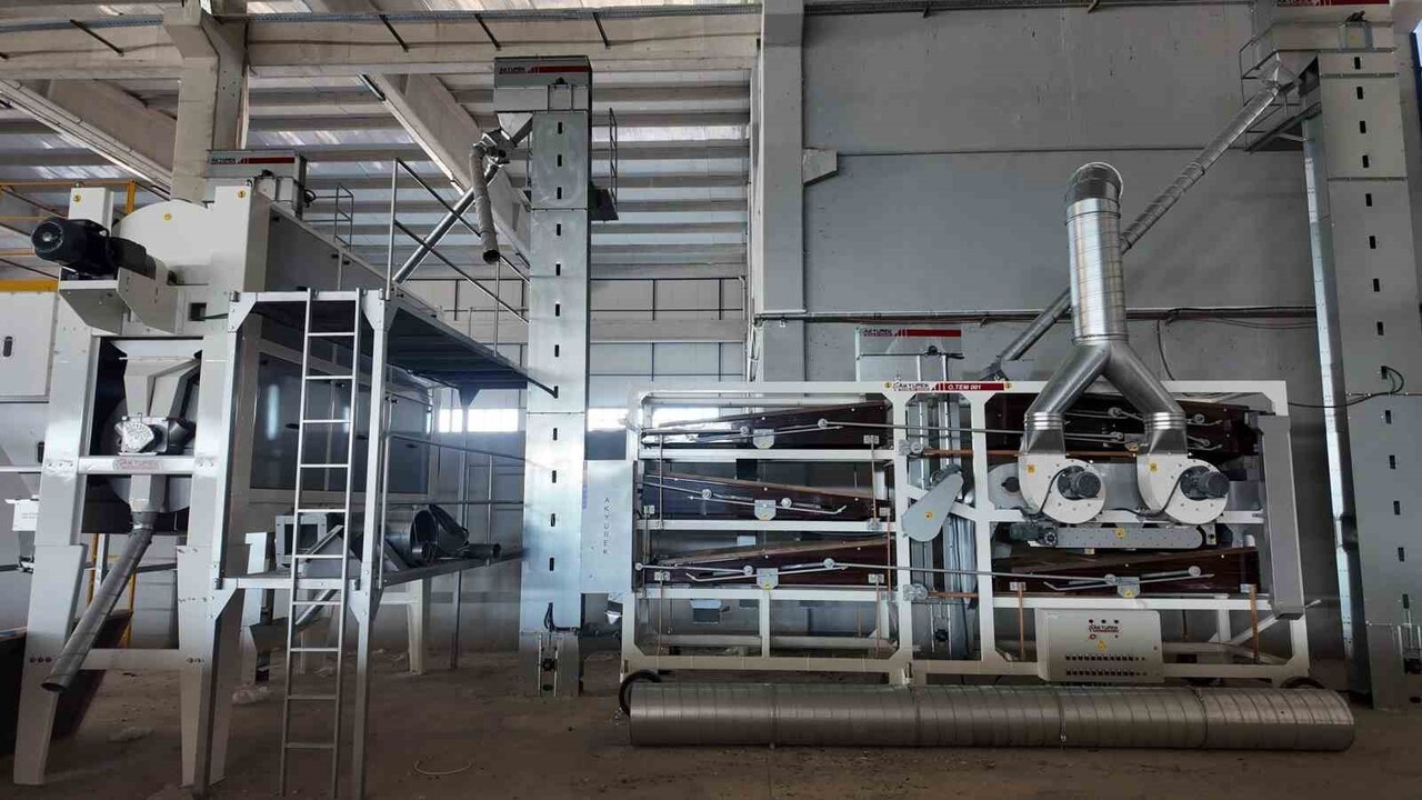 ŞANLIURFALI KADINLAR TARIMSAL ÜRETİME KATILIYOR