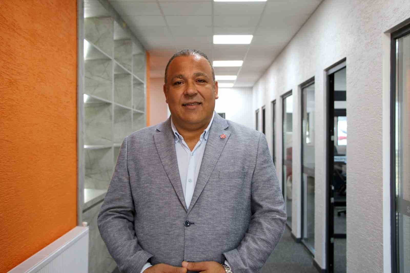 SARI SİTEYE KARŞI TURUNCU SİTE: UŞAKLI İŞ İNSANI SATARIZ.COM’U KURDU