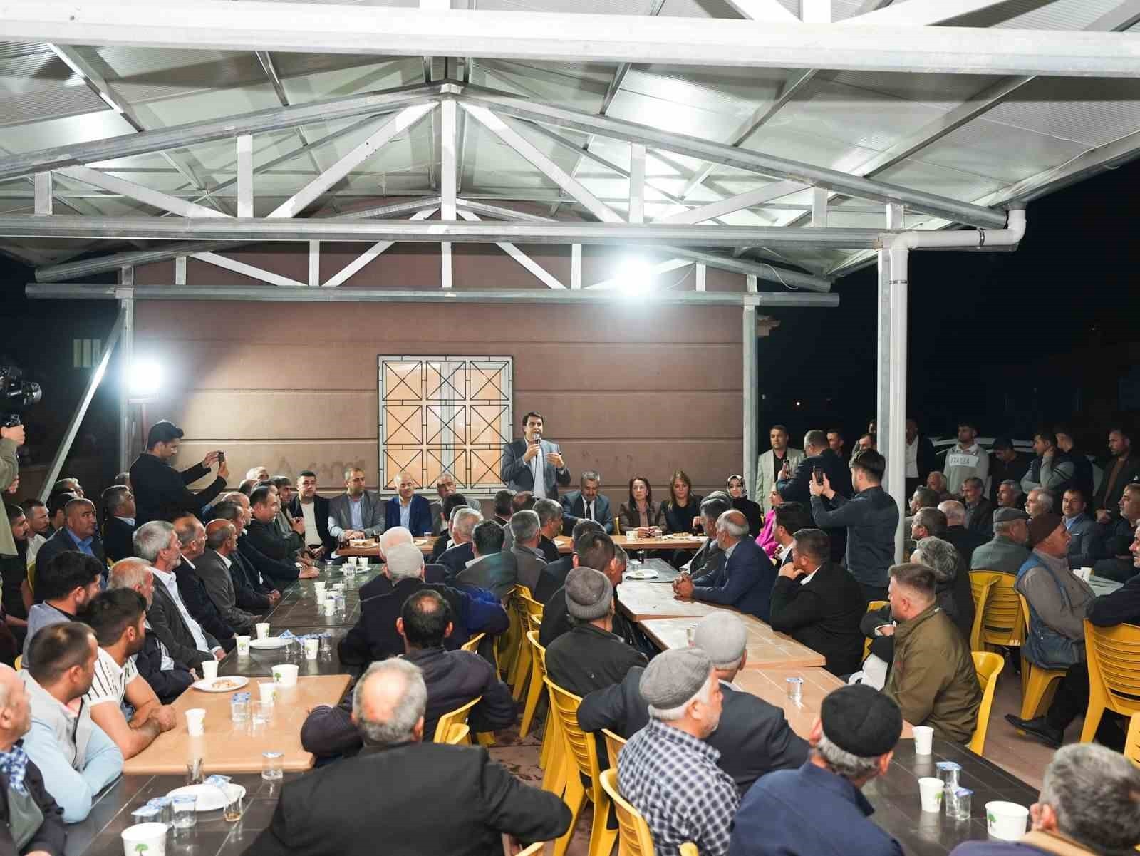 ŞEHİTKAMİL BELEDİYE BAŞKANI UMUT YILMAZ, HALK BULUŞMALARI KAPSAMINDA KIZIKHAMURKESEN MAHALLESİ’Nİ...