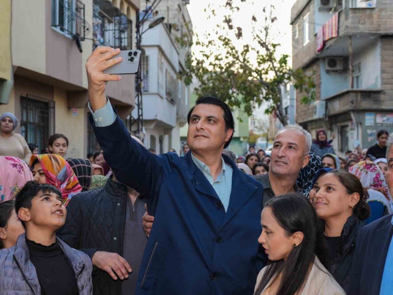 ŞEHİTKAMİL BELEDİYE BAŞKANI UMUT YILMAZ’IN GÖLLÜCE MAHALLESİ’NE GERÇEKLEŞTİRDİĞİ ZİYARET ADETA BİR...