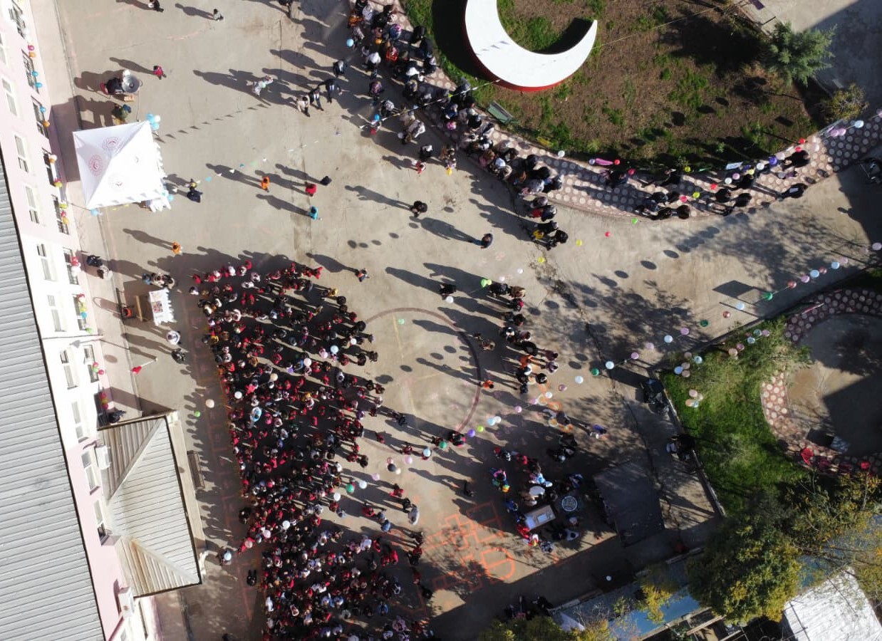 SİİRT’İN KURTALAN İLÇESİNE BAĞLI KAYABAĞLAR BELDESİNDE, 20 KASIM DÜNYA ÇOCUK HAKLARI GÜNÜ ÇEŞİTLİ...