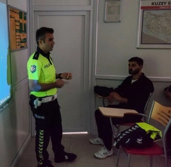 SİNOP’TA POLİS EKİPLERİ  TARAFINDAN "MOTOSİKLET DENETİMLERİ EYLEM PLANI" KAPSAMINDA SÜRÜCÜ...