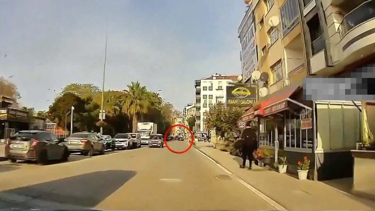 SİNOP’TA TRAFİKTE DRİFT YAPARAK HEM KENDİ CANINI HEM DE DİĞER SÜRÜCÜLERİN GÜVENLİĞİNİ TEHLİKEYE...