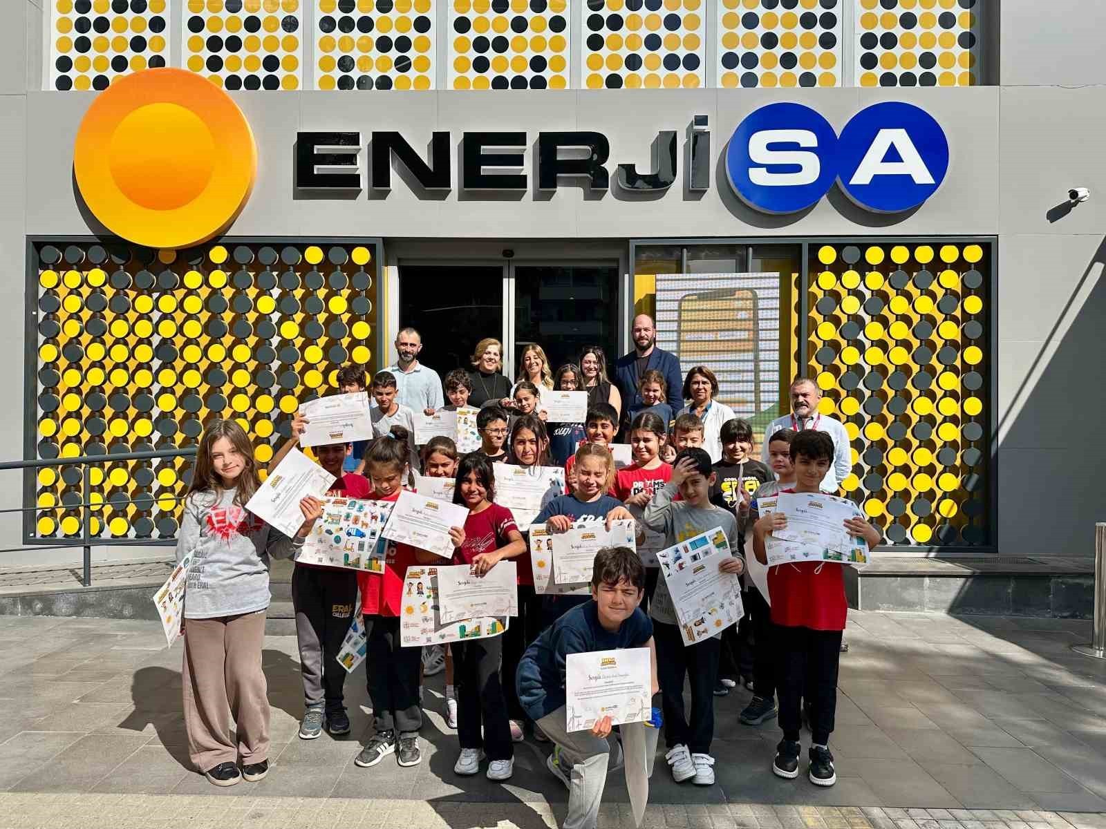 ŞİRKETİN ANKARA SÖĞÜTÖZÜ VE ADANA ÇUKUROVA MÜŞTERİ HİZMETLERİ MERKEZİ’NDE YER ALAN İNTERAKTİF...