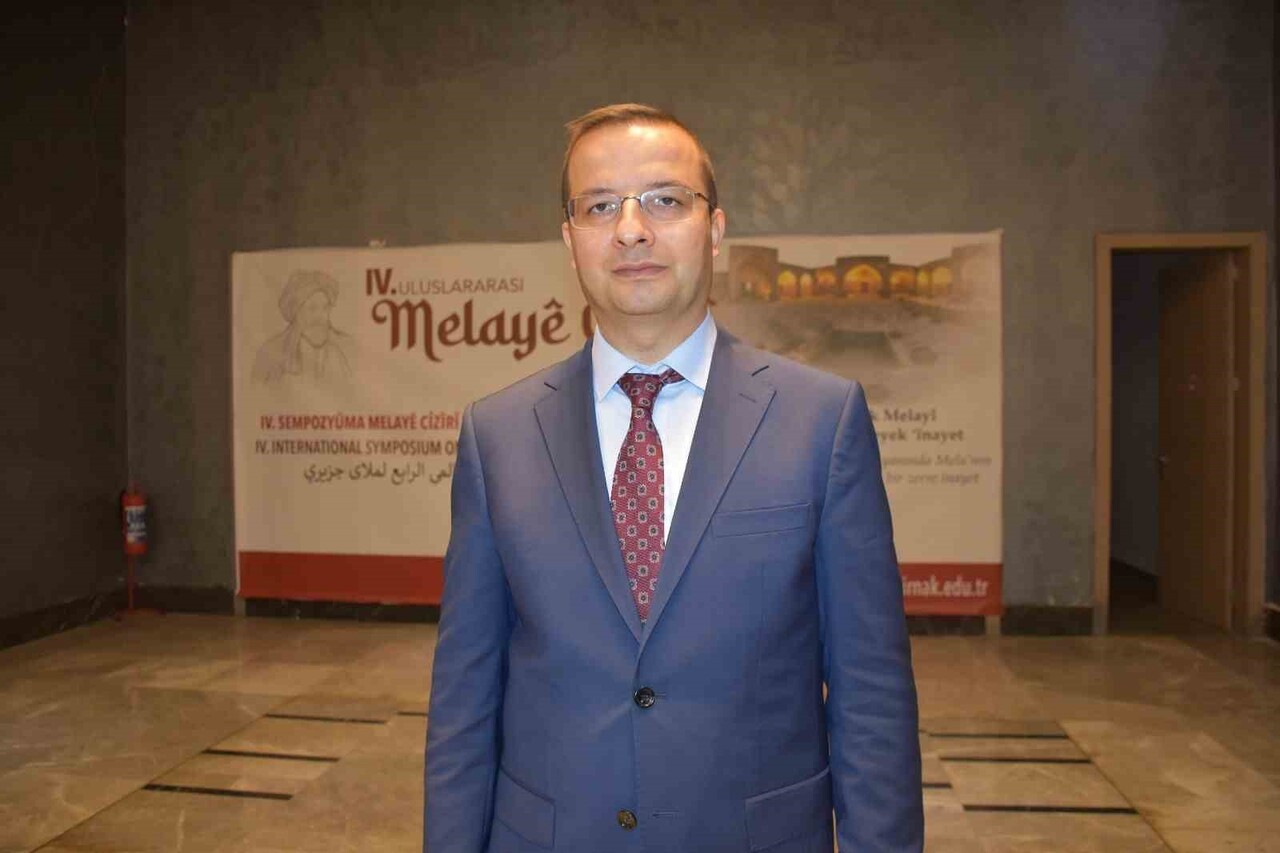 ŞIRNAK VALİLİĞİ, ŞIRNAK ÜNİVERSİTESİ VE CİZRE KAYMAKAMLIĞI’NIN BİRLİKTE DÜZENLEMİŞ OLDUĞU YERLİ VE...