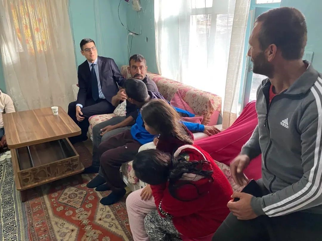 SÜLOĞLU KAYMAKAMLIĞI  DEVAMSIZLIĞA SAVAŞ AÇTI