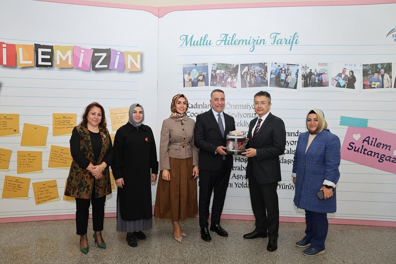 SULTANGAZİ BELEDİYESİ TARAFINDAN KADINLARA ÖZEL HAZIRLANAN "KIZ ÇOCUĞU BİR İNCİ HİKAYESİ, KENDİNE...