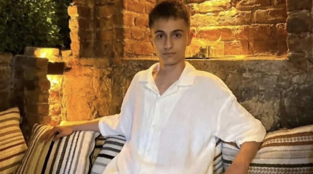 TAHA BOZKURT SELDÜZ (19) GÖZYAŞLARI İÇİNDE TOPRAĞA VERİLDİ.