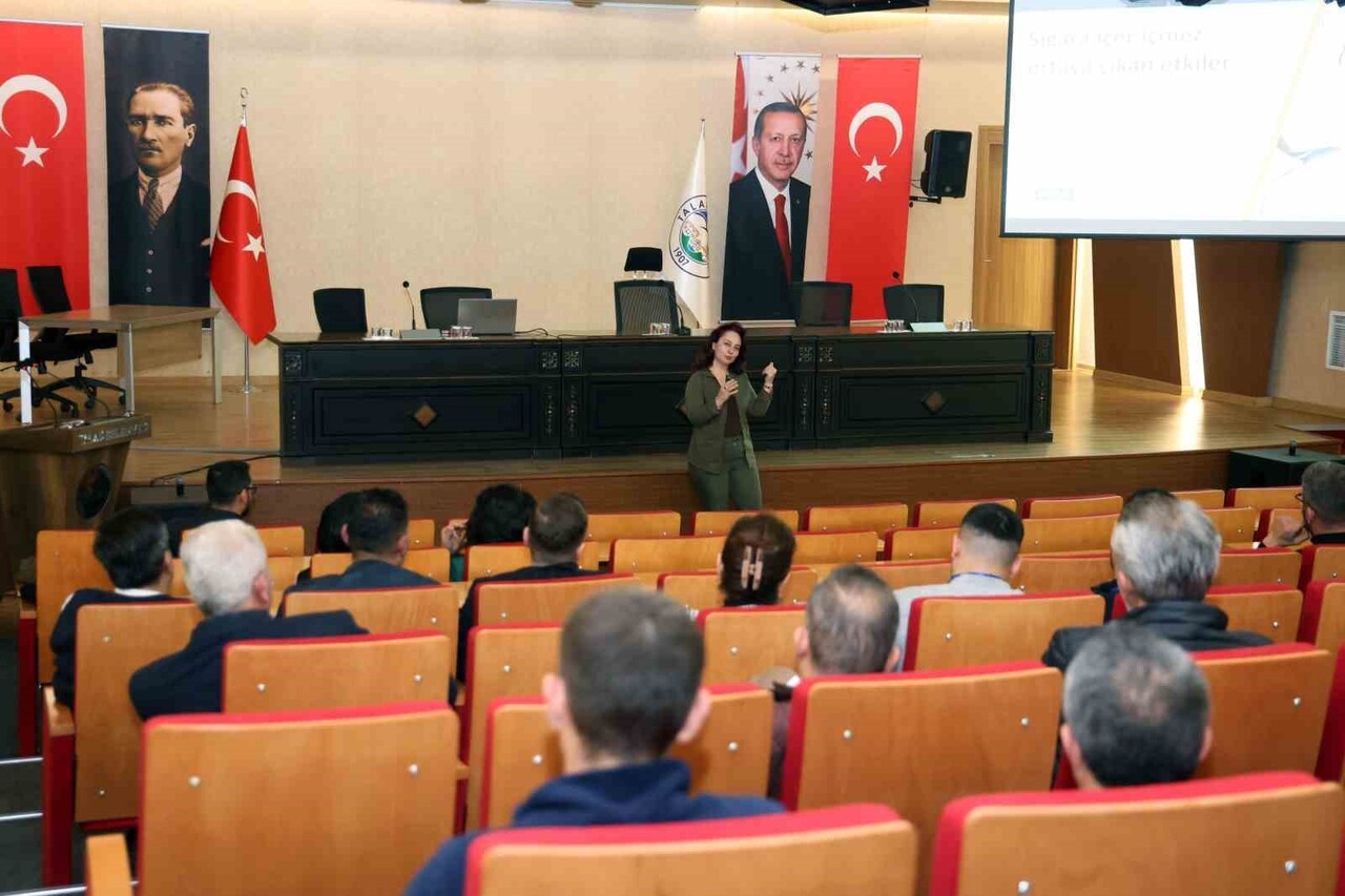 TALAS BELEDİYESİ; ÇALIŞANLARINA YÖNELİK SİGARANIN ZARARLARI, BIRAKMA YÖNTEMLERİ VE DAVRANIŞSAL...