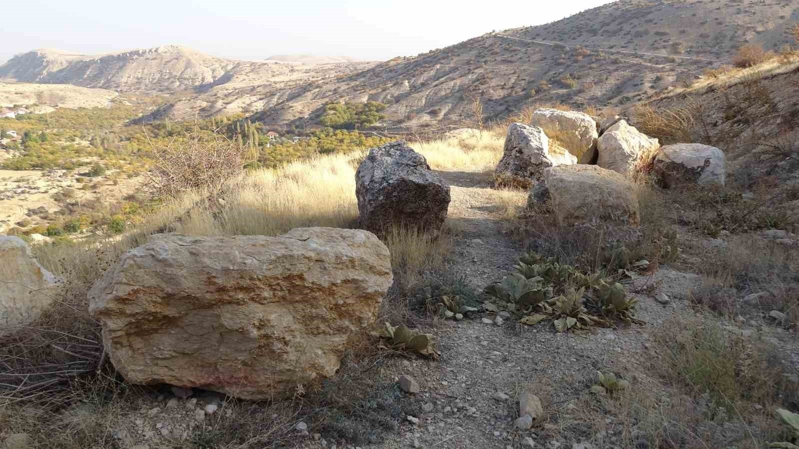 TARİHİ ANSIR MAĞARALARI KORKU MAĞARASINA DÖNÜŞTÜ