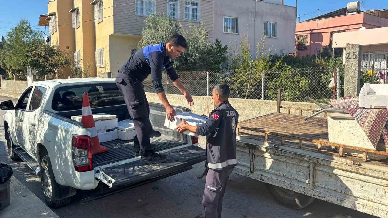 TARSUS’TA ‘ALO 153 TİM’ HATTINA GELEN İHBAR ÜZERİNE YAPILAN DENETİMDE SAĞLIKSIZ ŞARTLARDA TAŞINAN...