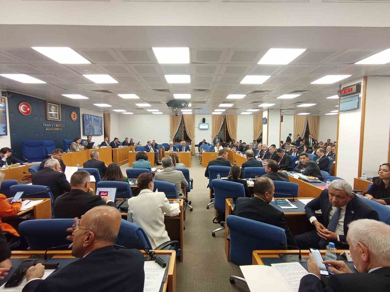 TBMM PLAN VE BÜTÇE KOMİSYONU’NDA KONUŞAN DEM PARTİ SİİRT MİLLETVEKİLİ SABAHAT ERDOĞAN SARITAŞ’IN...