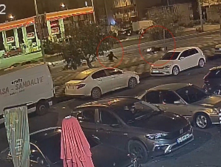 TEKİRDAĞ'DA KONTROLDEN ÇIKAN MOTOSİKLETİN DEVRİLEREK METRELERCE SÜRÜKLENDİĞİ KAZAYI SÜRÜCÜ YARA...