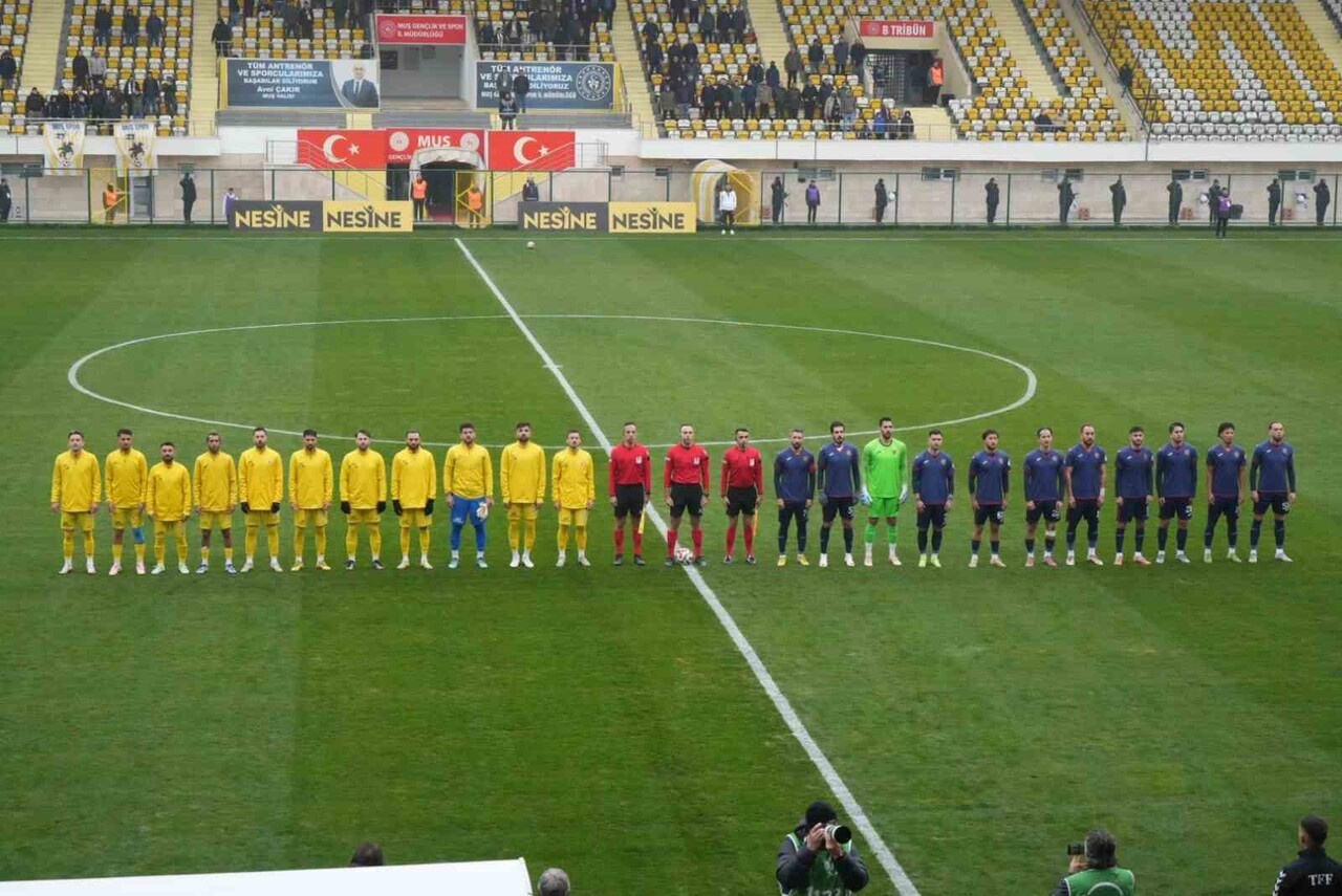 TFF 2. LİG KIRMIZI GRUP 13. HAFTASINDA MUŞ SPOR KULÜBÜ, SAHASINDA KARŞILAŞTIĞI YENİ MERSİN İDMAN...