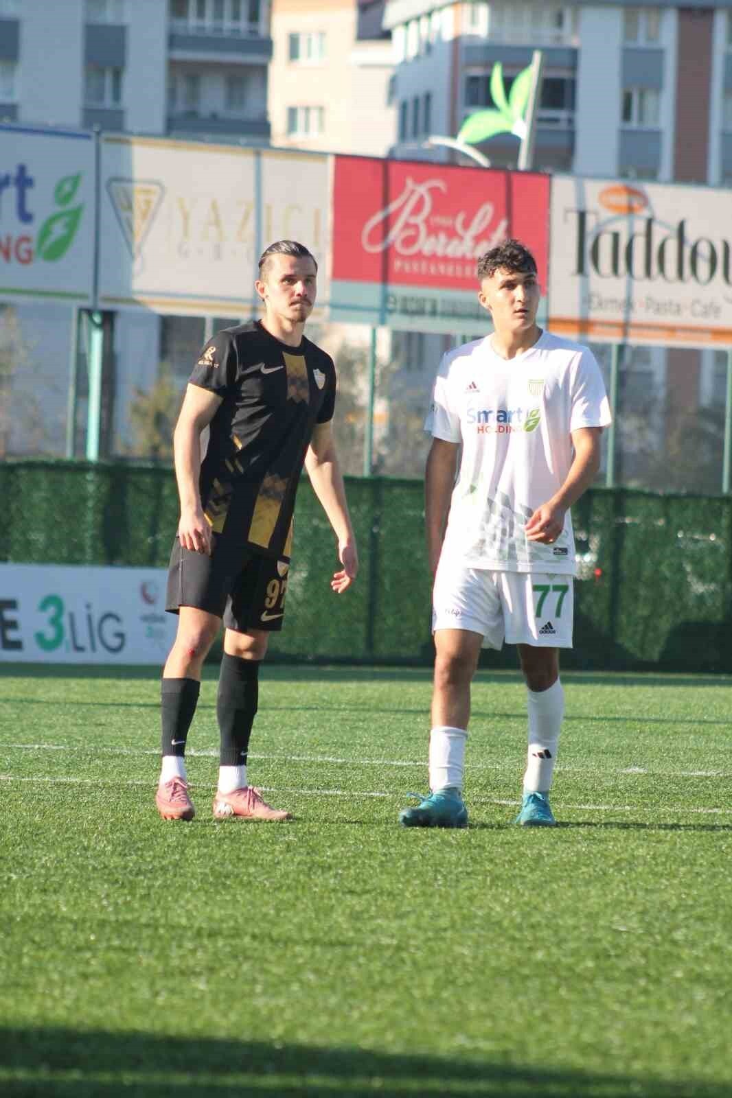 TFF 3. LİG'İN 11. HAFTASINDA ÇAYELİSPOR KENDİ SAHASINDA AĞIRLADIĞI ORDUSPOR 1967'YE 2-1 MAĞLUP...