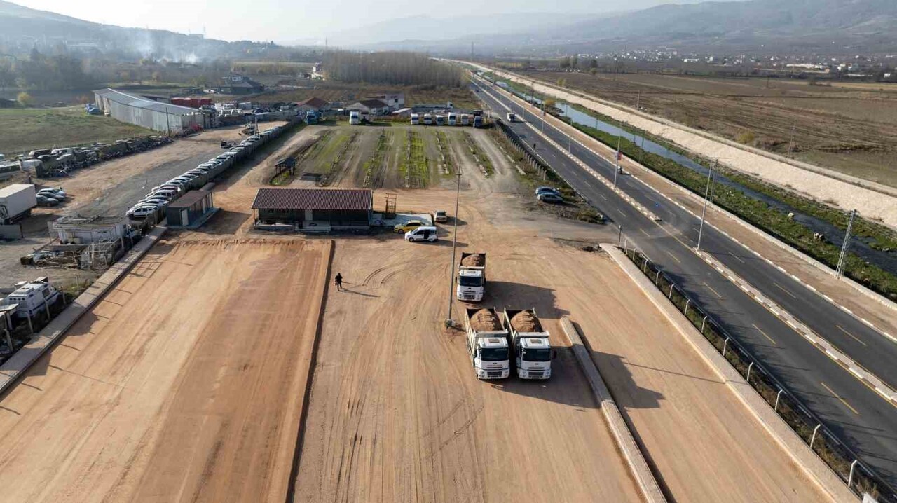 TOKAT (İHA) - TOKAT BELEDİYESİ, 13 BİN METREKARELİK ESKİ HAYVAN PAZARI ALANINDA KURULACAK MODERN...