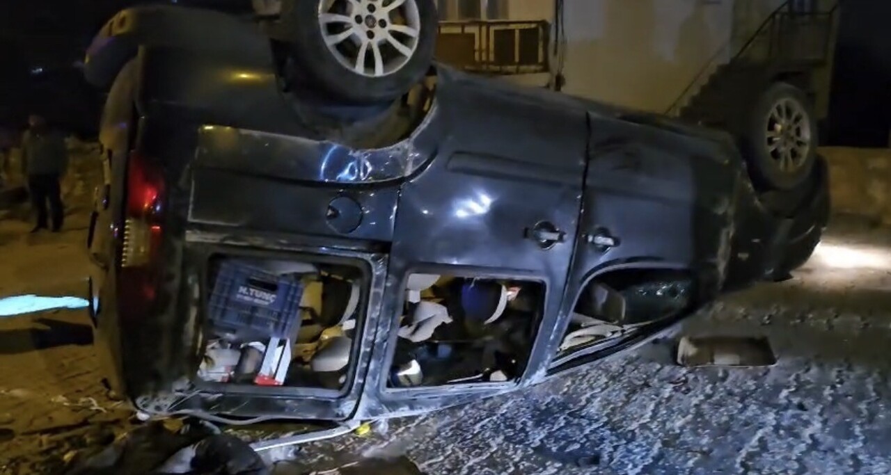 TOKAT’TA MEYDANA GELEN TRAFİK KAZASINDA 5 KİŞİ YARALANDI.