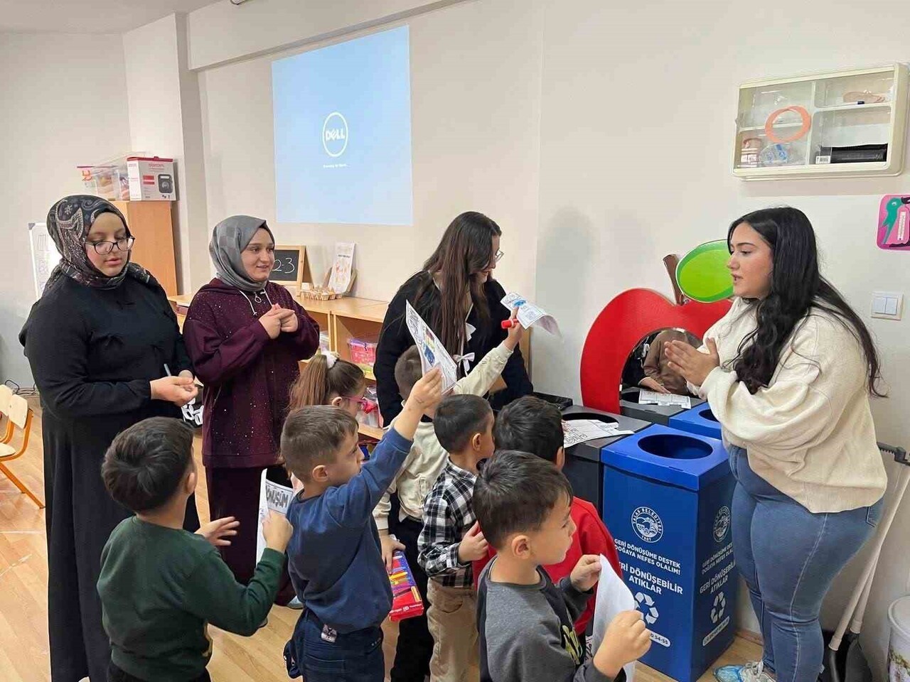 TOMARZA MUSTAFA AKINCIOĞLU MESLEK YÜKSEKOKULU ÖĞRENCİLERİ, SOSYAL SORUMLULUK BİLİNCİ KAPSAMINDA...