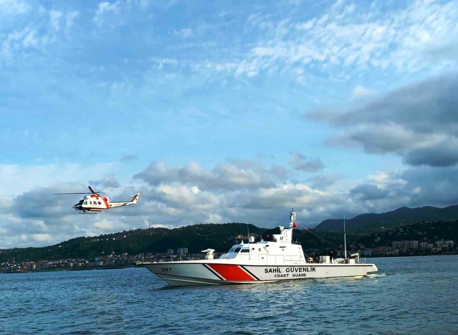 TRABZON'UN ARSİN İLÇESİNDE 16 EKİM 2025 TARİHİNDE BALIK AVLARKEN DENİZDE KAYBOLAN VE ARAMA...