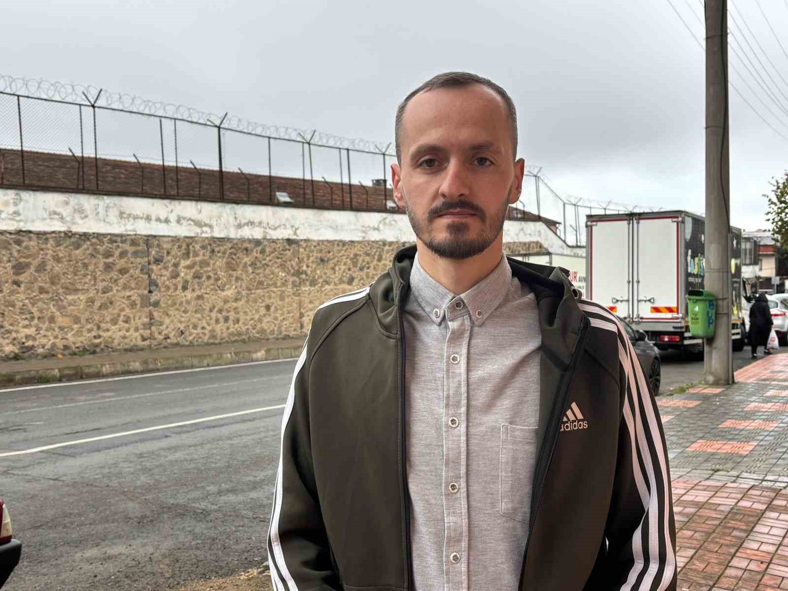 TRABZON’DA YAŞAYAN EVLİ VE BİR ÇOCUK BABASI MURAT KÖROĞLU (35), ÇEŞİTLİ SUÇLARDAN DOLAYI 2016...