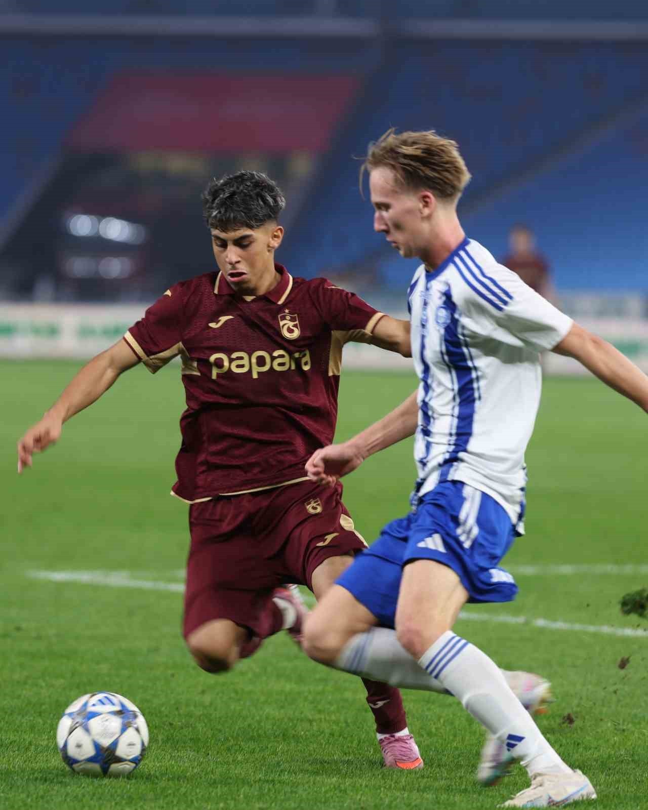 TRABZONSPOR U19 TAKIMI ,UEFA GENÇLİK LİGİ 2. ELEME TURU’NDA SAHASINDA HJK HELSİNKİ İLE KARŞILAŞTI....