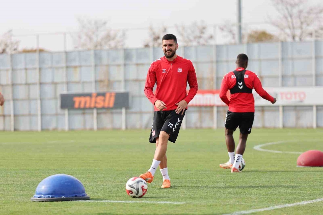 TRENDYOL 1. LİG’İN 14. HAFTASINDA DEPLASMANDA ESENLER EROKSPOR İLE KARŞILAŞACAK OLAN ÖZBELSAN...