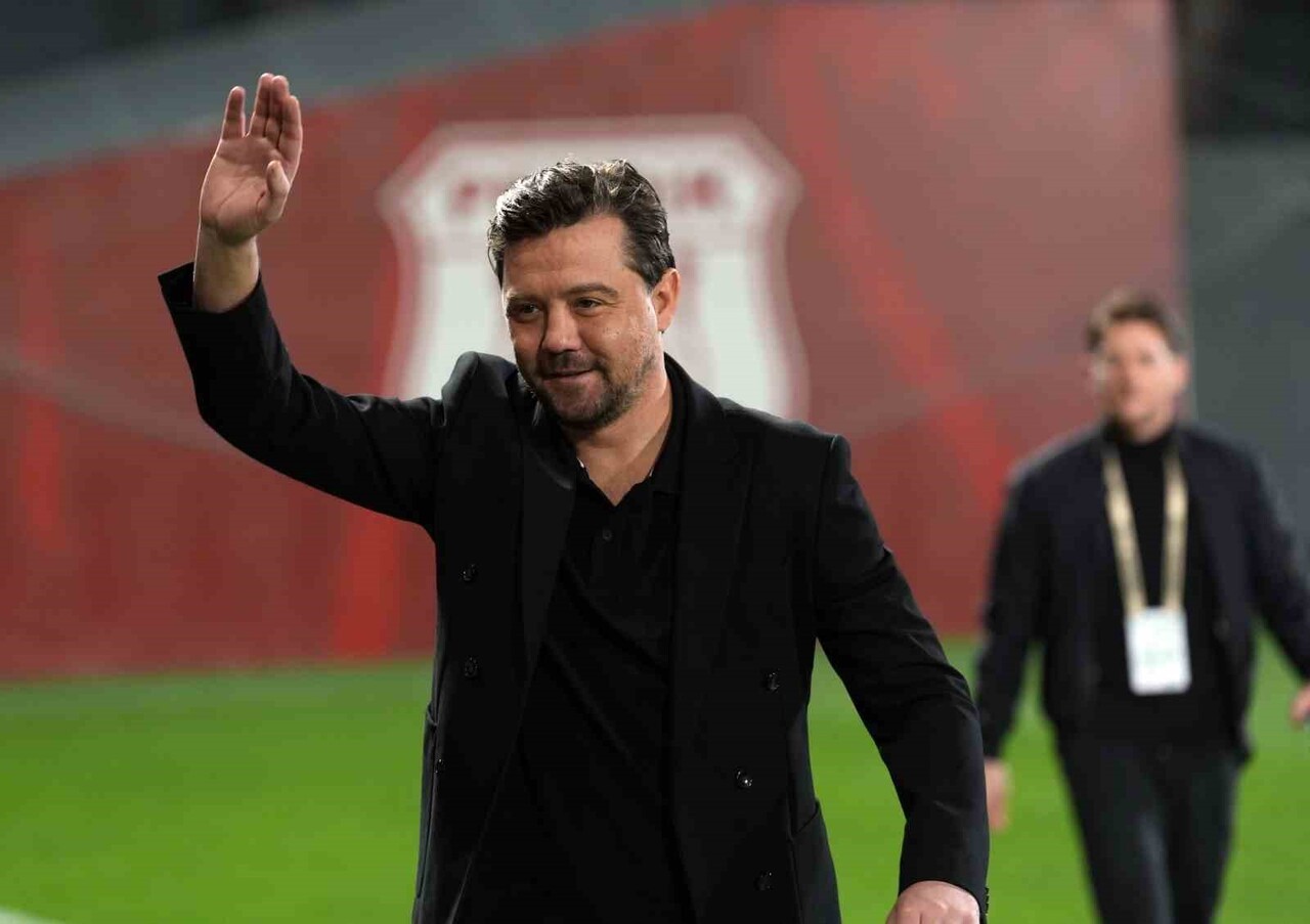 TRENDYOL 1. LİG’İN 15. HAFTASINDA PENDİKSPOR, SAHASINDA KARŞILAŞTIĞI MANİSA FK'YI 2-0 MAĞLUP...